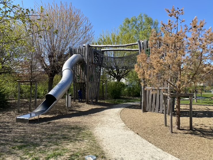 5AA2BD47 650B 407E B5F8 C879F8BE57F7